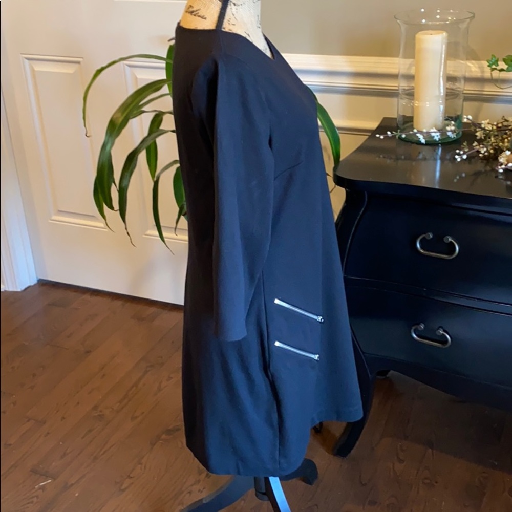 Express Dress - Picture 2 of 8